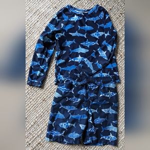 Old Navy Little boys swim set, long sleeved rash guard with trunks, 4T